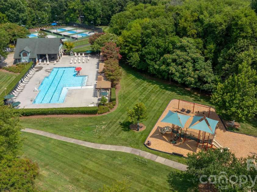 14617 Penmore Lane, Charlotte, NC 28269.  MLS# CAR4407529, YatesRealty ID 41966. 