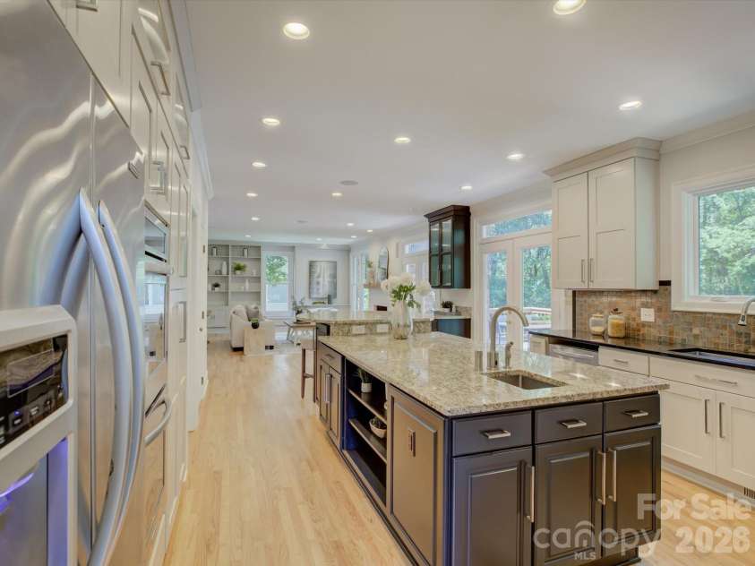 2301 Wharton Lane, Charlotte, NC 28270.  MLS# CAR4404065, YatesRealty ID 41967. 