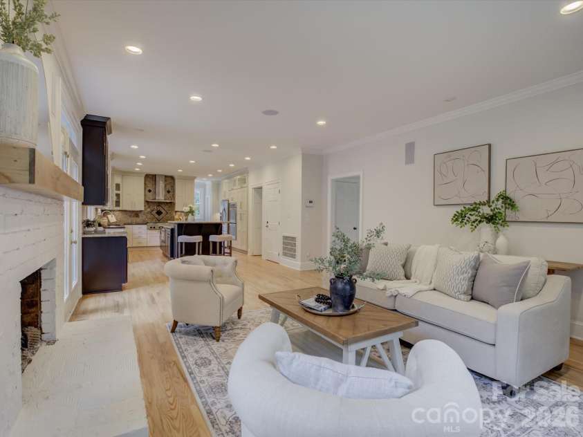 2301 Wharton Lane, Charlotte, NC 28270.  MLS# CAR4404065, YatesRealty ID 41967. 
