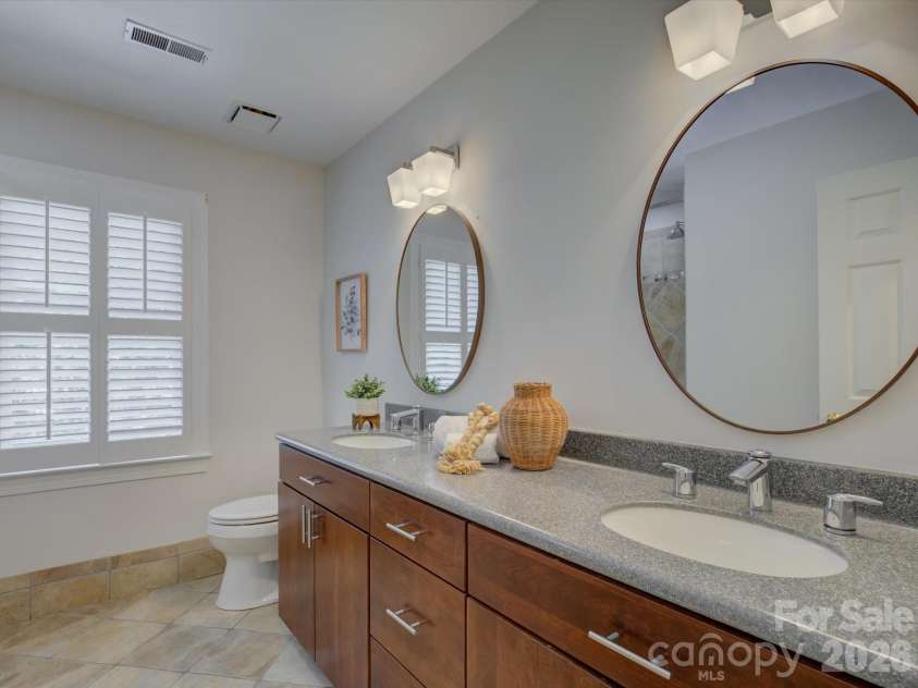 2301 Wharton Lane, Charlotte, NC 28270.  MLS# CAR4404065, YatesRealty ID 41967. 