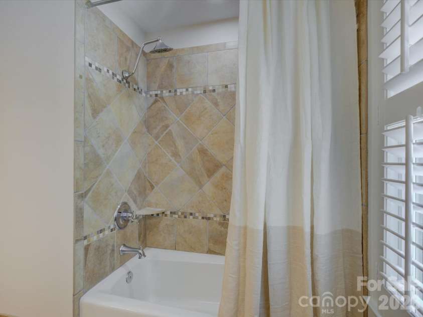 2301 Wharton Lane, Charlotte, NC 28270.  MLS# CAR4404065, YatesRealty ID 41967. 