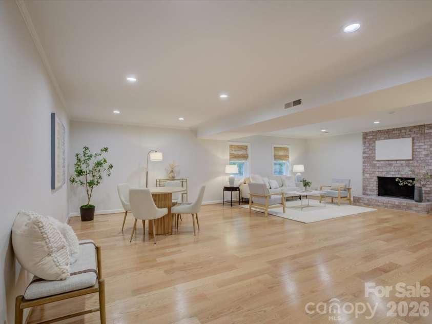 2301 Wharton Lane, Charlotte, NC 28270.  MLS# CAR4404065, YatesRealty ID 41967. 