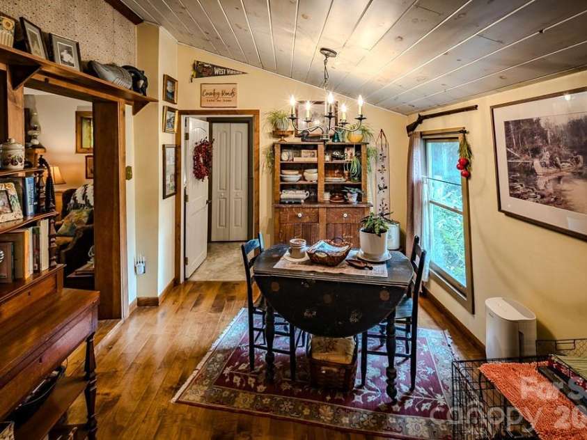 5950 US 19e Highway, Newland, NC 28657.  MLS# CAR4408007, YatesRealty ID 41968. 