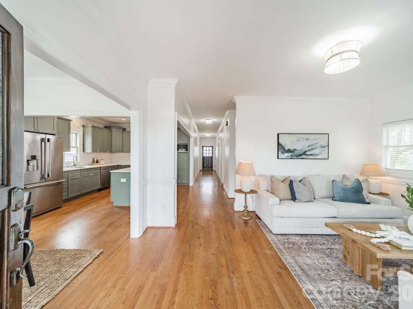 1529 Merriman Avenue, Charlotte, NC 28203.  MLS# CAR4404504, YatesRealty ID 41969. 