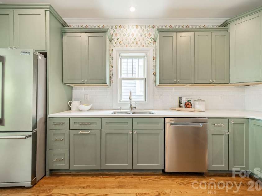 1529 Merriman Avenue, Charlotte, NC 28203.  MLS# CAR4404504, YatesRealty ID 41969. 
