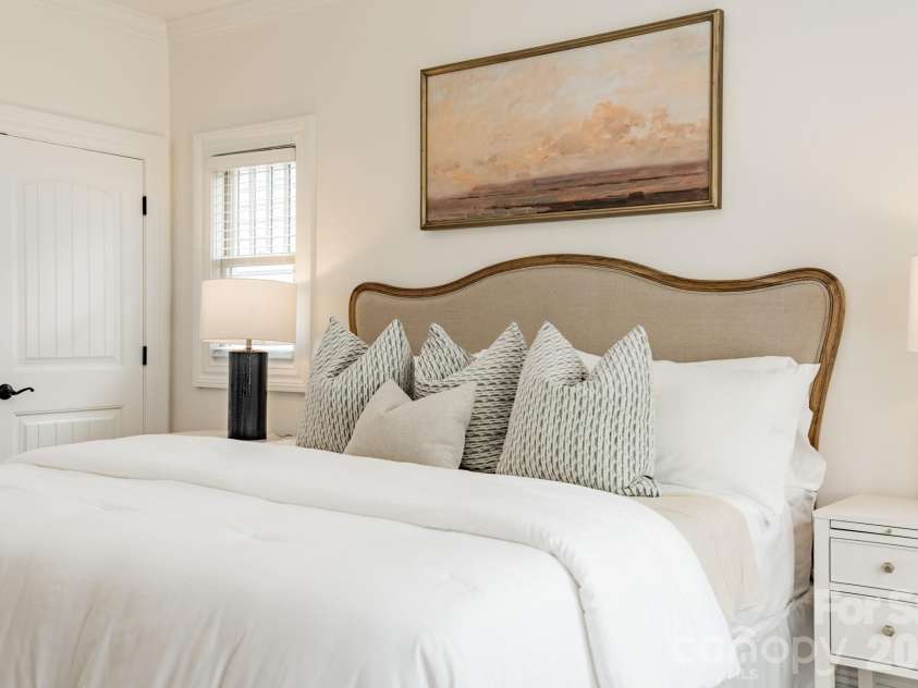 1529 Merriman Avenue, Charlotte, NC 28203.  MLS# CAR4404504, YatesRealty ID 41969. 
