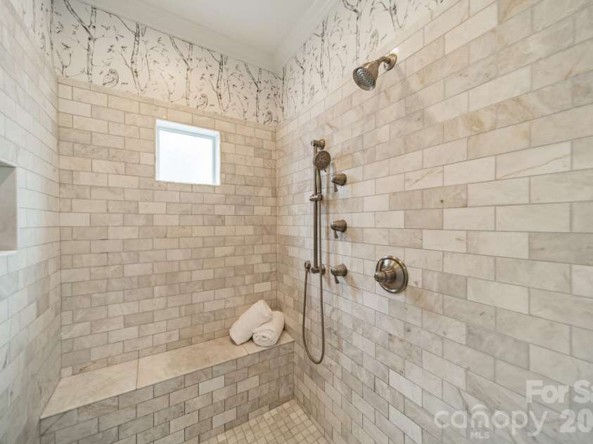 1529 Merriman Avenue, Charlotte, NC 28203.  MLS# CAR4404504, YatesRealty ID 41969. 