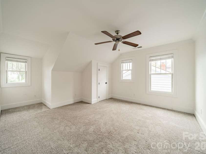 1529 Merriman Avenue, Charlotte, NC 28203.  MLS# CAR4404504, YatesRealty ID 41969. 