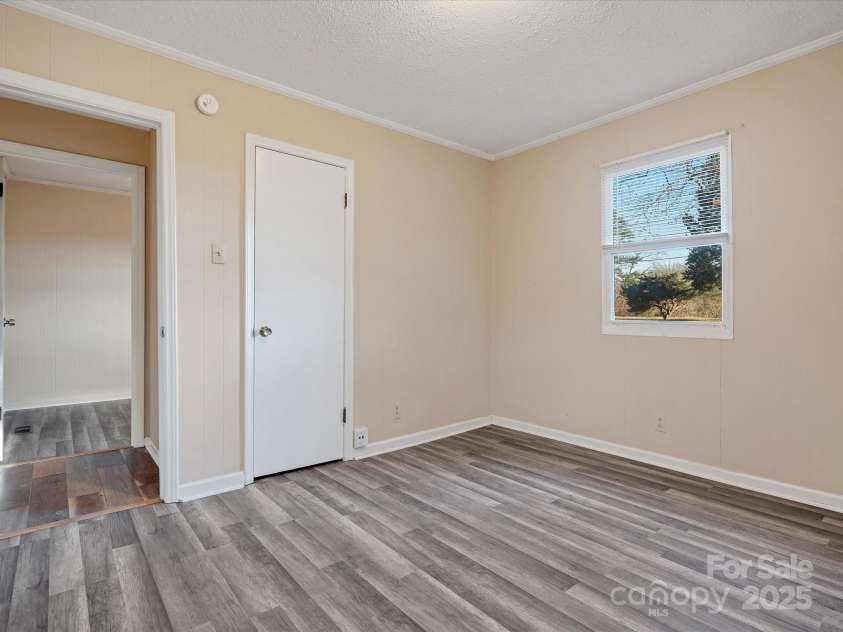 723 Chestnut Ridge Church Road, Kings Mountain, NC 28086.  MLS# CAR4186120, YatesRealty ID 4197. 