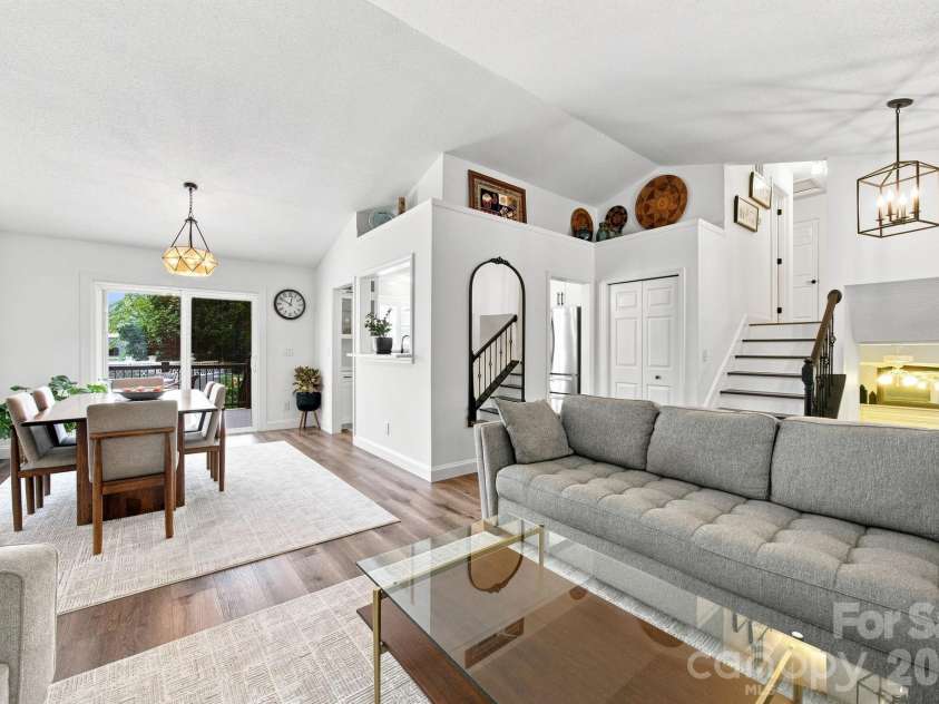 7017 Culloden More Court, Charlotte, NC 28217.  MLS# CAR4411389, YatesRealty ID 41973. 
