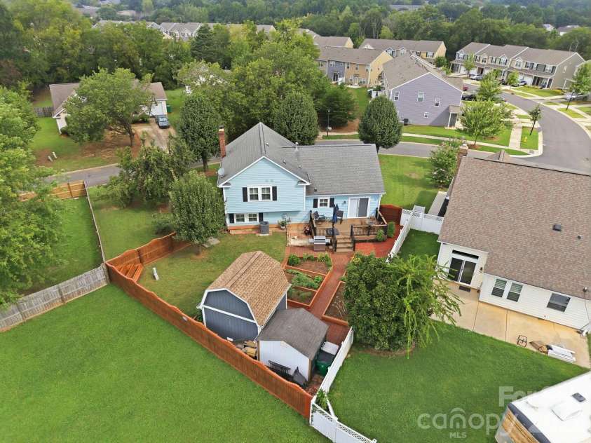 7017 Culloden More Court, Charlotte, NC 28217.  MLS# CAR4411389, YatesRealty ID 41973. 