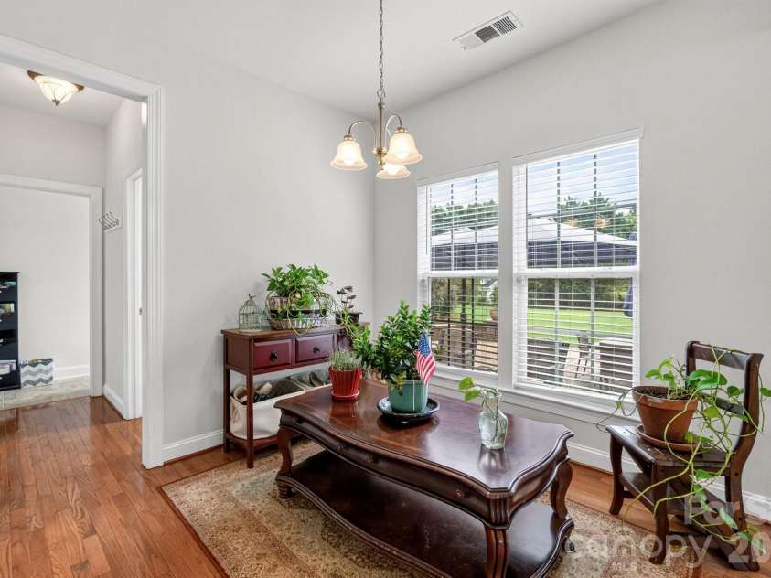 127 Corona Circle, Mooresville, NC 28117.  MLS# CAR4409676, YatesRealty ID 41976. 