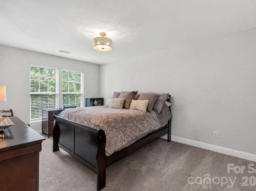 127 Corona Circle, Mooresville, NC 28117.  MLS# CAR4409676, YatesRealty ID 41976. 