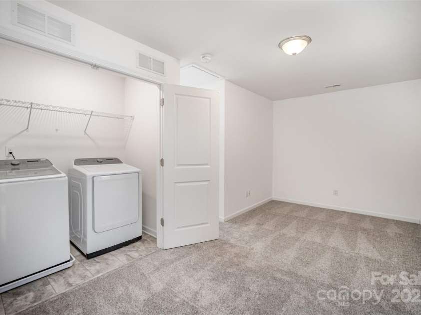 558 Dulaney Drive, Tega Cay, SC 29708.  MLS# CAR4306368, YatesRealty ID 41976. 