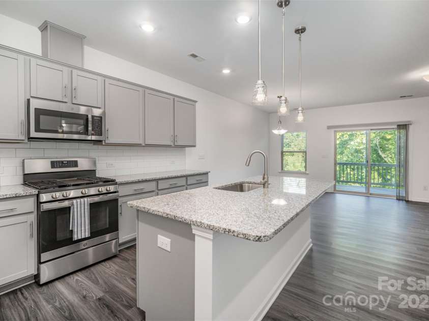 558 Dulaney Drive, Tega Cay, SC 29708.  MLS# CAR4306368, YatesRealty ID 41976. 