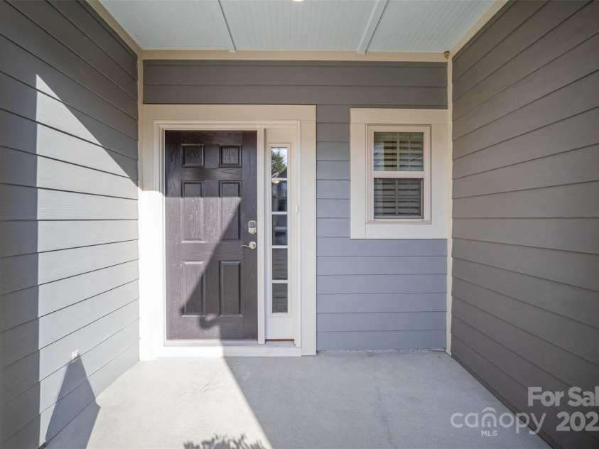 558 Dulaney Drive, Tega Cay, SC 29708.  MLS# CAR4306368, YatesRealty ID 41976. 