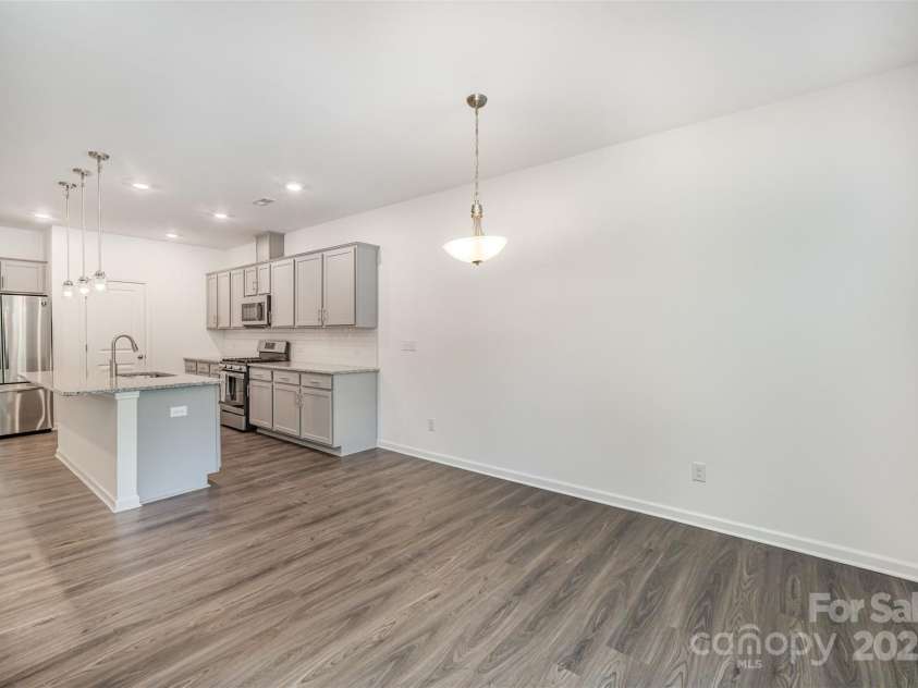 558 Dulaney Drive, Tega Cay, SC 29708.  MLS# CAR4306368, YatesRealty ID 41976. 