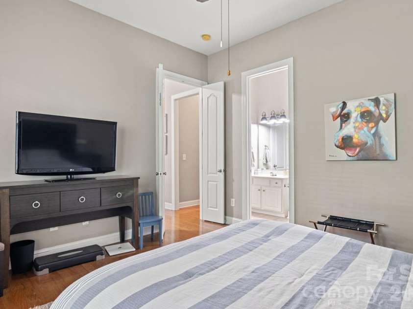 1334 Sarandon Drive, Matthews, NC 28104.  MLS# CAR4409363, YatesRealty ID 41977. 