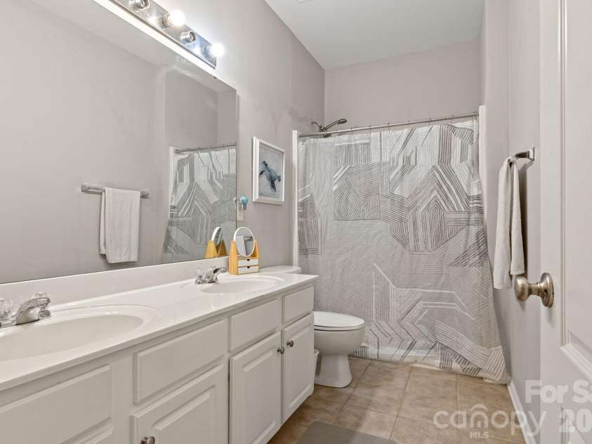 1334 Sarandon Drive, Matthews, NC 28104.  MLS# CAR4409363, YatesRealty ID 41977. 