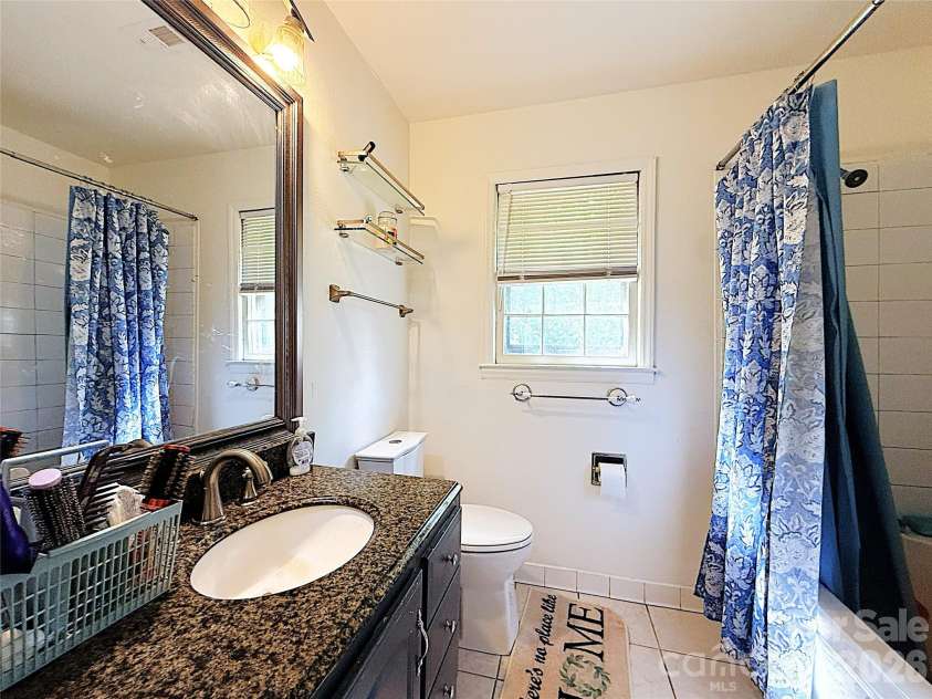 6824 Marlbrook Drive, Charlotte, NC 28212.  MLS# CAR4412255, YatesRealty ID 41979. 