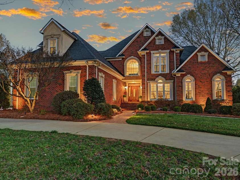 1321 Churchill Downs Drive, Waxhaw, NC 28173.  MLS# CAR4355266, YatesRealty ID 4198. 