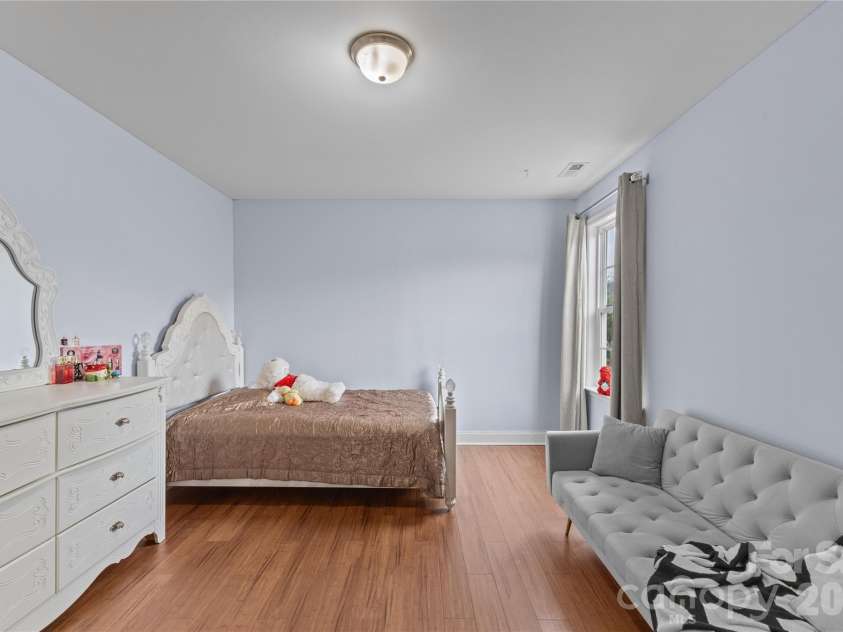 3500 Exbury Gardens Drive, Waxhaw, NC 28173.  MLS# CAR4333228, YatesRealty ID 4198. 