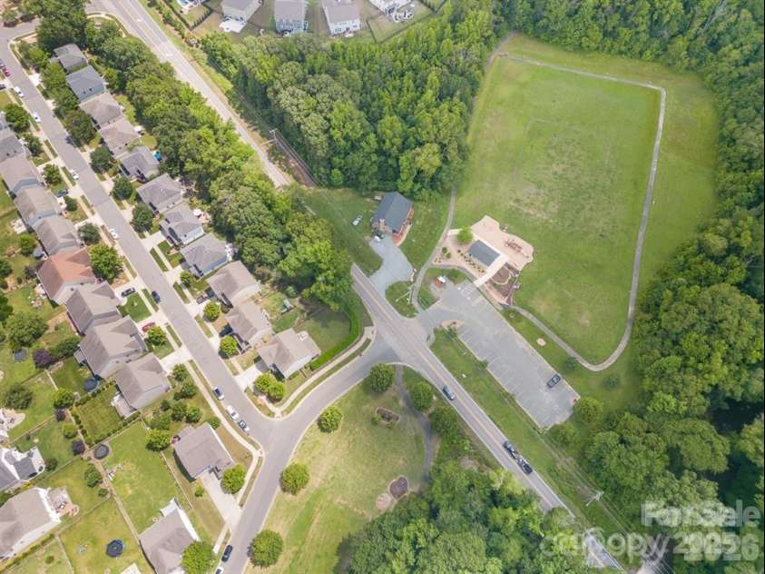 3500 Exbury Gardens Drive, Waxhaw, NC 28173.  MLS# CAR4333228, YatesRealty ID 4198. 