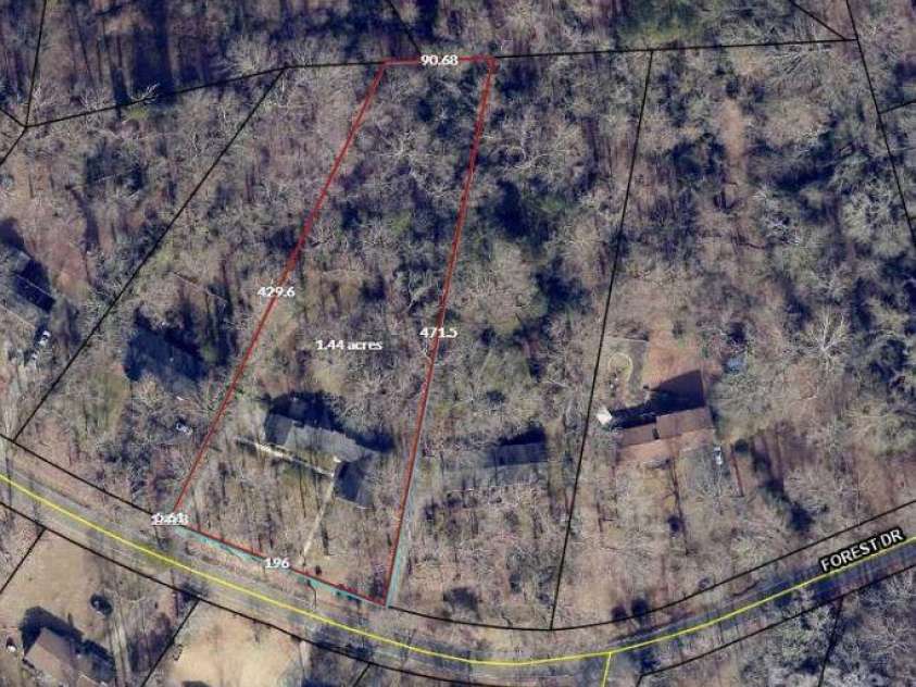 906 Forest Drive, Lancaster, SC 29720.  MLS# CAR4226084, YatesRealty ID 4198. 