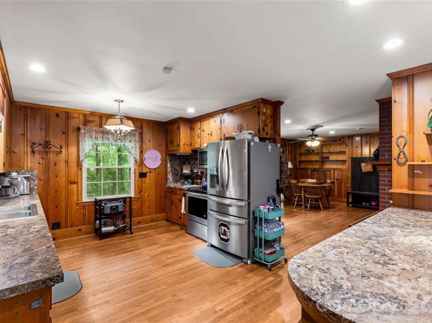 938 Forest Drive, Lancaster, SC 29720.  MLS# CAR4410690, YatesRealty ID 41980. 