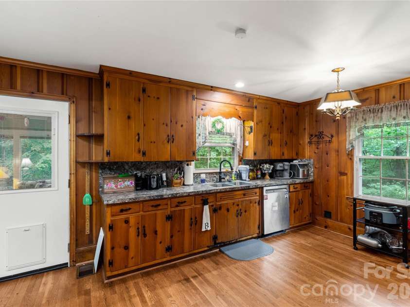 938 Forest Drive, Lancaster, SC 29720.  MLS# CAR4410690, YatesRealty ID 41980. 