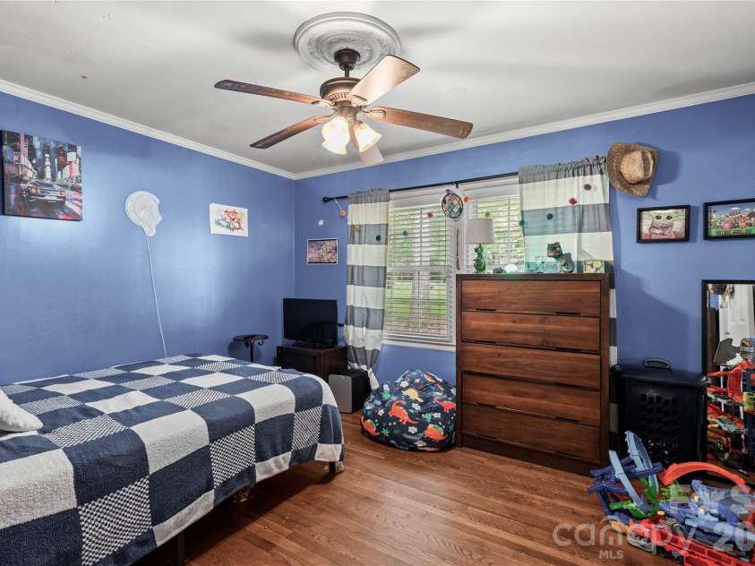 938 Forest Drive, Lancaster, SC 29720.  MLS# CAR4410690, YatesRealty ID 41980. 