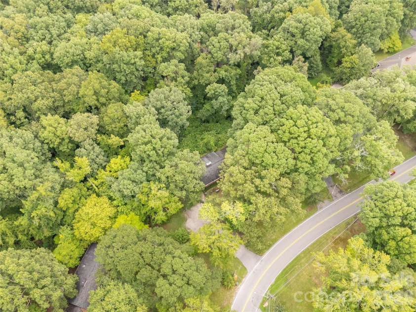 938 Forest Drive, Lancaster, SC 29720.  MLS# CAR4410690, YatesRealty ID 41980. 
