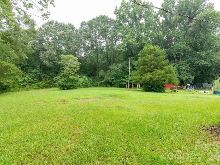 1747 Williams Circle, Lancaster, SC 29720.  MLS# CAR4410871, YatesRealty ID 41981. 