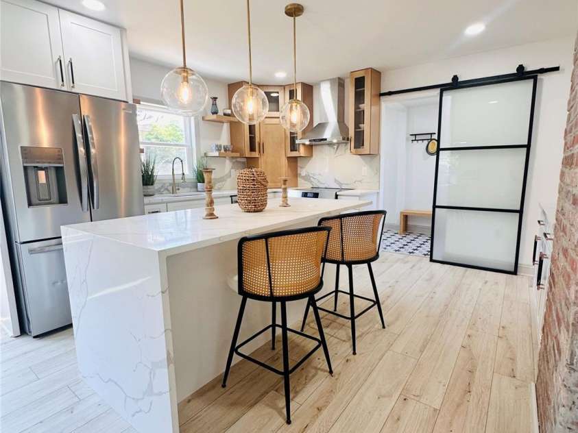 1906 Ashley Road, Charlotte, NC 28208.  MLS# CAR4410948, YatesRealty ID 41982. 