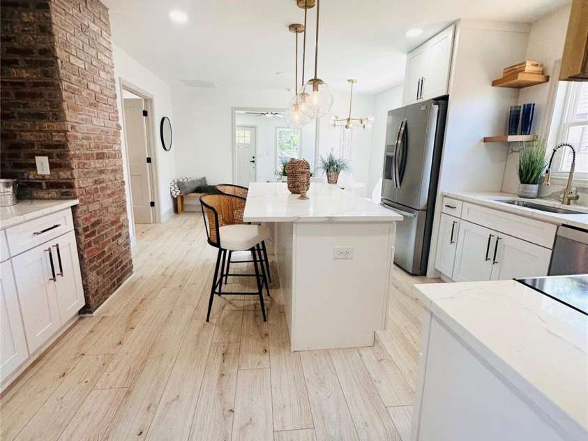 1906 Ashley Road, Charlotte, NC 28208.  MLS# CAR4410948, YatesRealty ID 41982. 