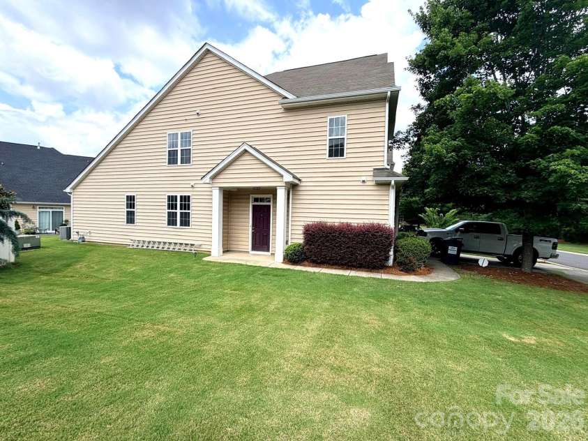 7120 Maricopa Road, Charlotte, NC 28277.  MLS# CAR4407941, YatesRealty ID 41984. 
