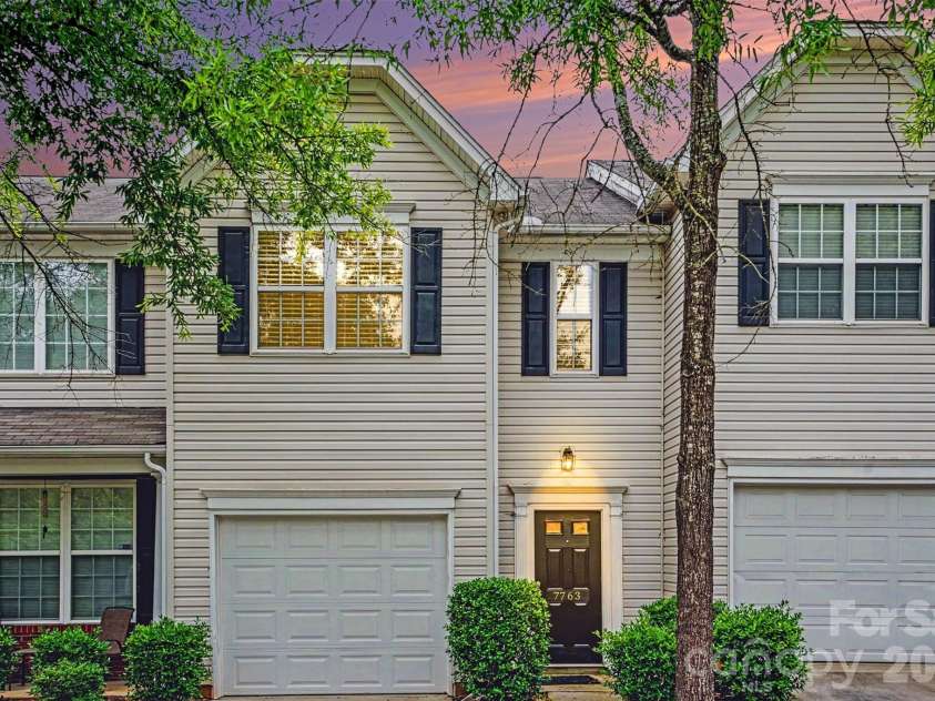 7763 Abigail Glen Drive, Charlotte, NC 28212.  MLS# CAR4408436, YatesRealty ID 41988. 