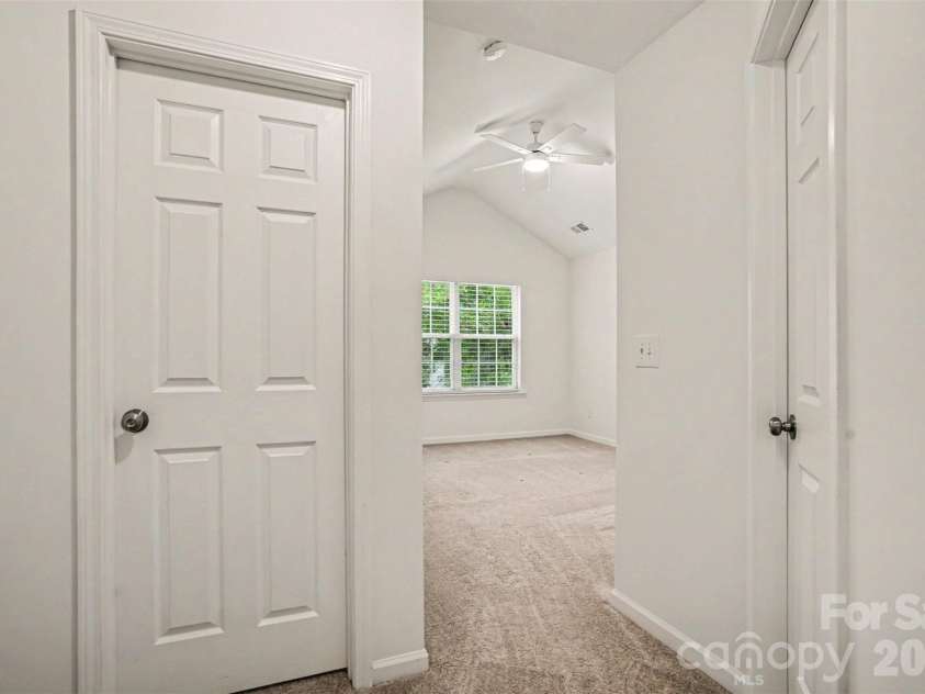 7763 Abigail Glen Drive, Charlotte, NC 28212.  MLS# CAR4408436, YatesRealty ID 41988. 