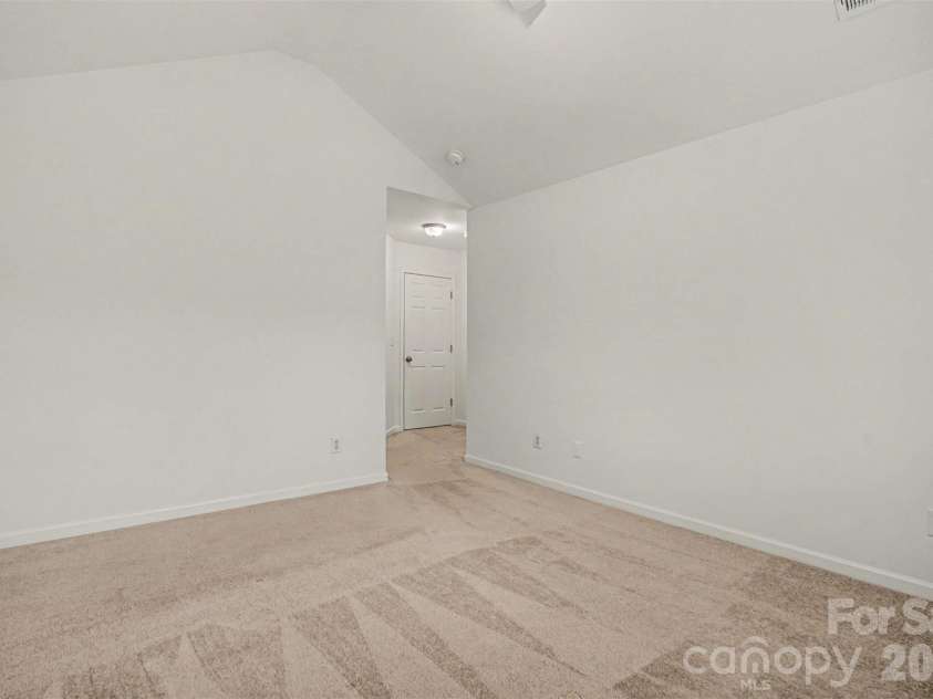 7763 Abigail Glen Drive, Charlotte, NC 28212.  MLS# CAR4408436, YatesRealty ID 41988. 