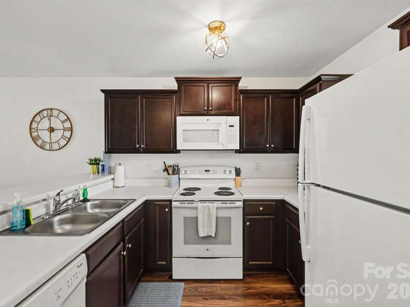 1654 Eagles Place, Rock Hill, SC 29732.  MLS# CAR4412274, YatesRealty ID 41989. 