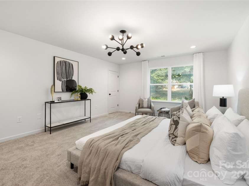 1022 Dooley Drive, Charlotte, NC 28227.  MLS# CAR4231581, YatesRealty ID 4199. Representation