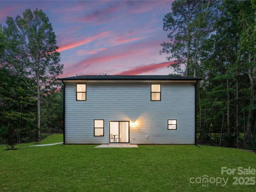 1022 Dooley Drive, Charlotte, NC 28227.  MLS# CAR4231581, YatesRealty ID 4199. Representation