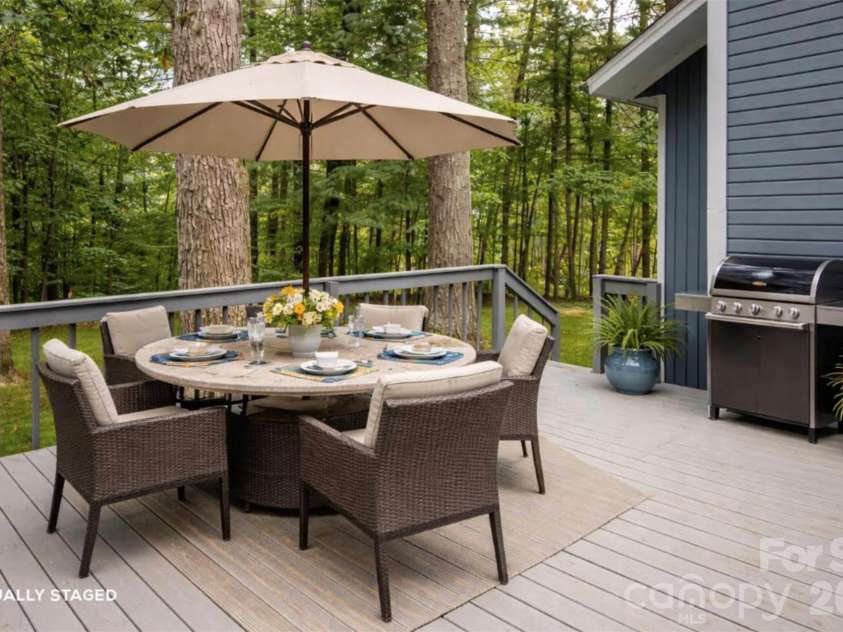 427 Shadowwood Drive, Leicester, NC 28748.  MLS# CAR4292617, YatesRealty ID 4199. Virtually Staged