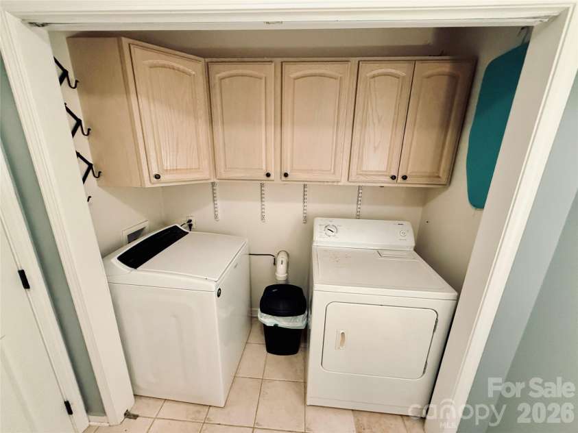 2031 Cam Drive, Morganton, NC 28655.  MLS# CAR4412251, YatesRealty ID 41990. Basement Laundry in Bathroom