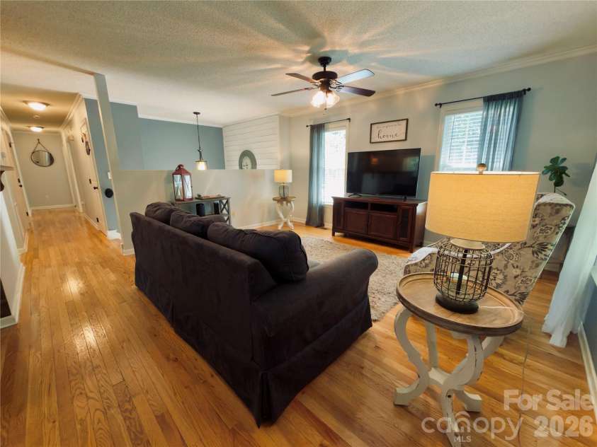 2031 Cam Drive, Morganton, NC 28655.  MLS# CAR4412251, YatesRealty ID 41990. Living Rm Hallway View