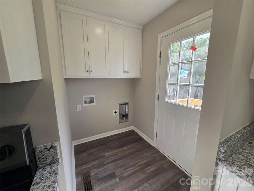 209 Roswell Street, Troy, NC 27371.  MLS# CAR4412291, YatesRealty ID 41993. 