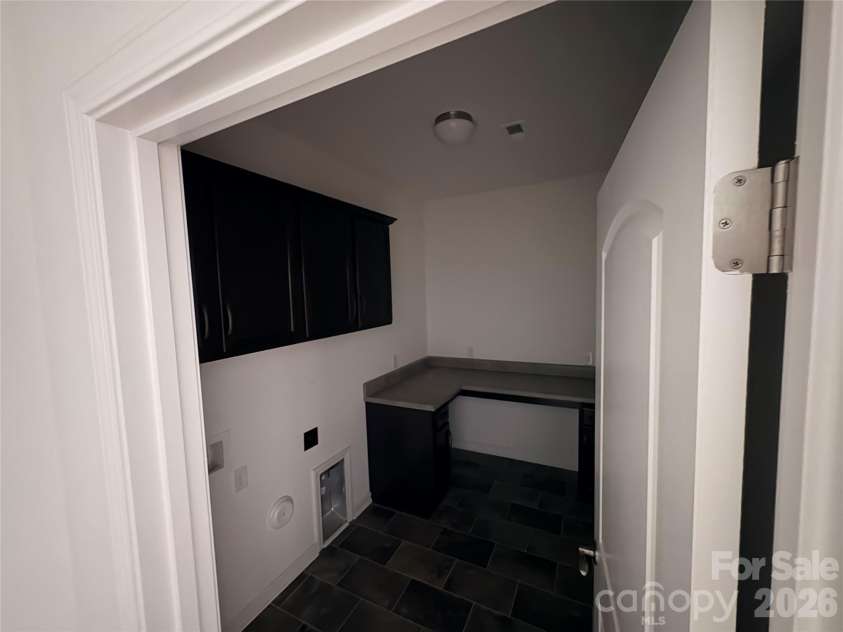 5239 Admirals Landing, Lancaster, SC 29720.  MLS# CAR4412302, YatesRealty ID 41994. Laundry Rm