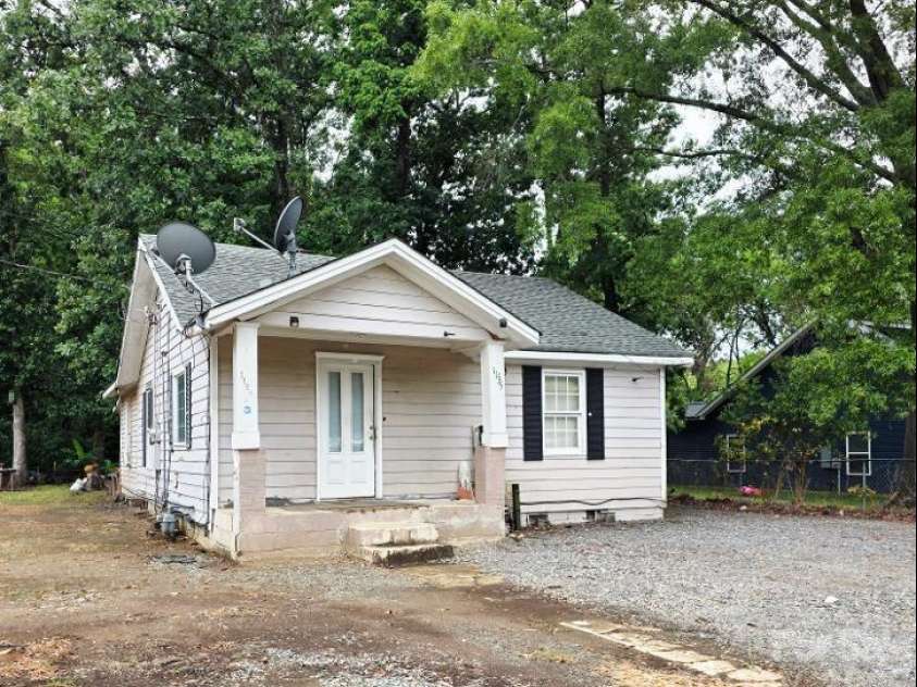 1135 Williams Street, Rock Hill, SC 29732.  MLS# CAR4405937, YatesRealty ID 41995. 