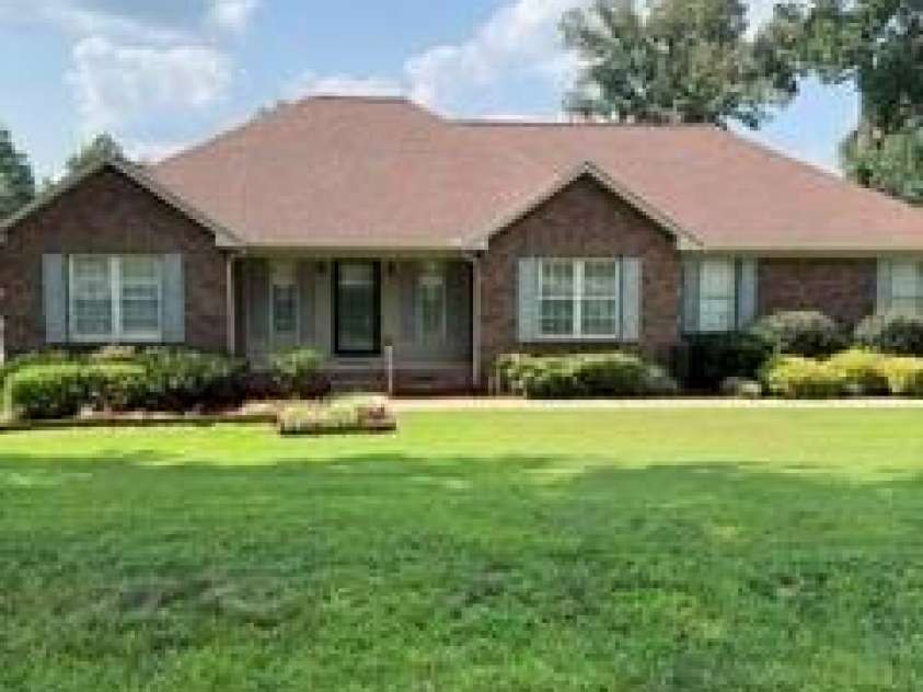 1005 Spring Rock Drive, Salisbury, NC 28146.  MLS# CAR4412191, YatesRealty ID 41998. 1005 Spring Rock Drive