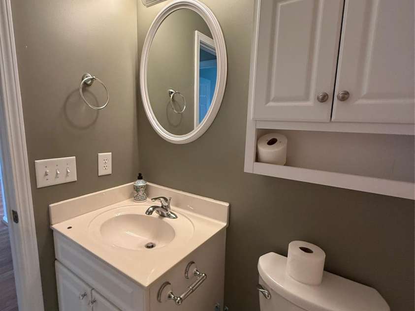 1005 Spring Rock Drive, Salisbury, NC 28146.  MLS# CAR4412191, YatesRealty ID 41998. 2nd full bathroom